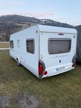 Knaus Südwind 500 mit 2 festen Einzelbetten und Klima - Wohnwagen Mit einzelbetten