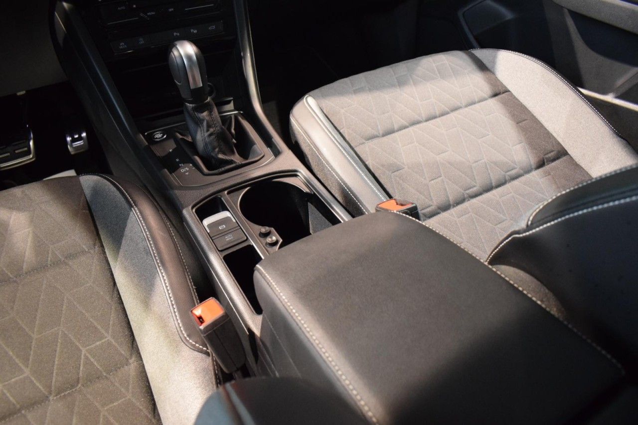 Volkswagen Touran - Bild 12