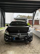 Mercedes-Benz A-Klasse W176 Kompaktlimousine - Mercedes-Benz A-Klasse W176
