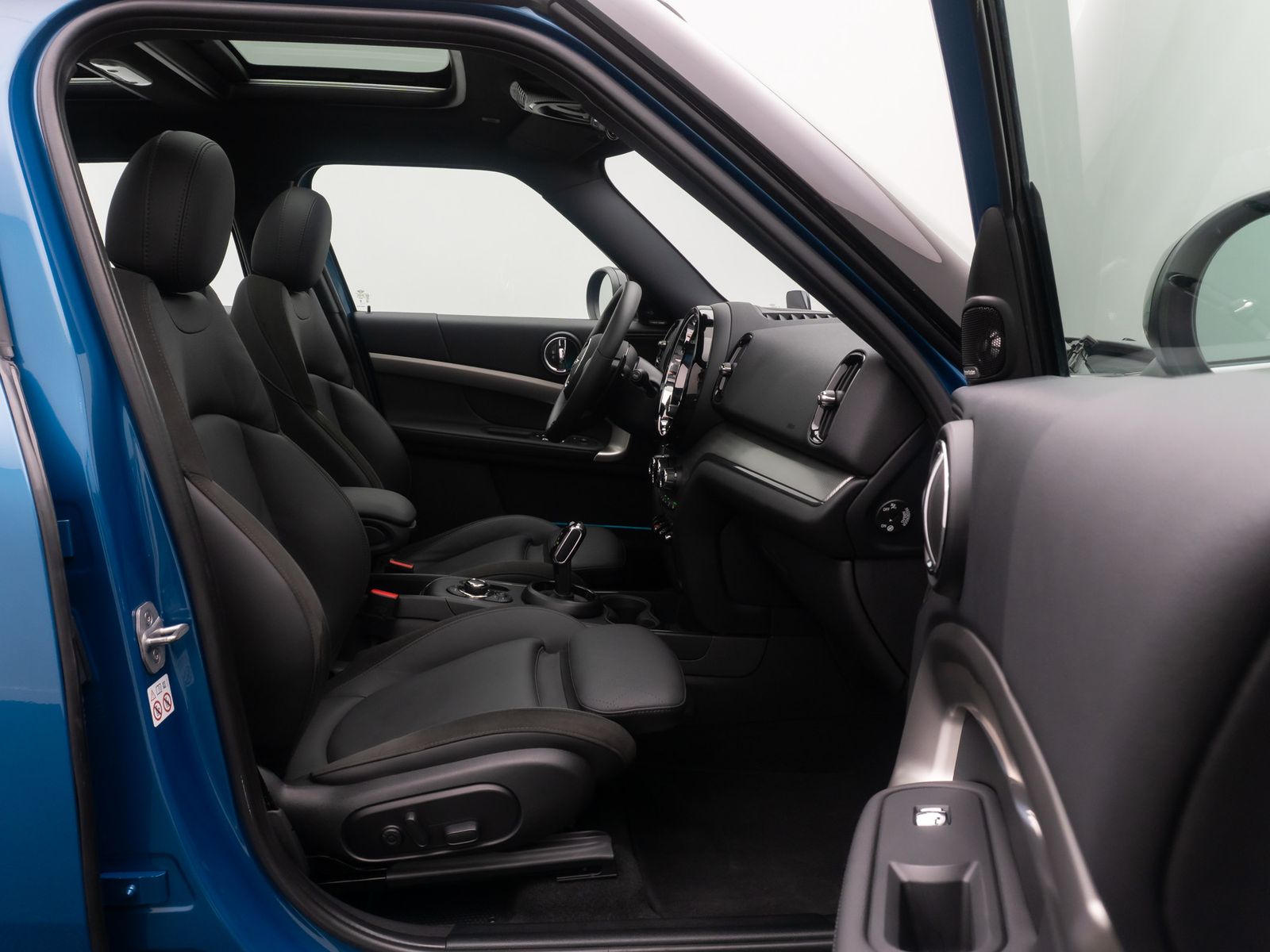 Fahrzeugabbildung MINI John Cooper Works Countryman ALL4 HUD H/K Voll