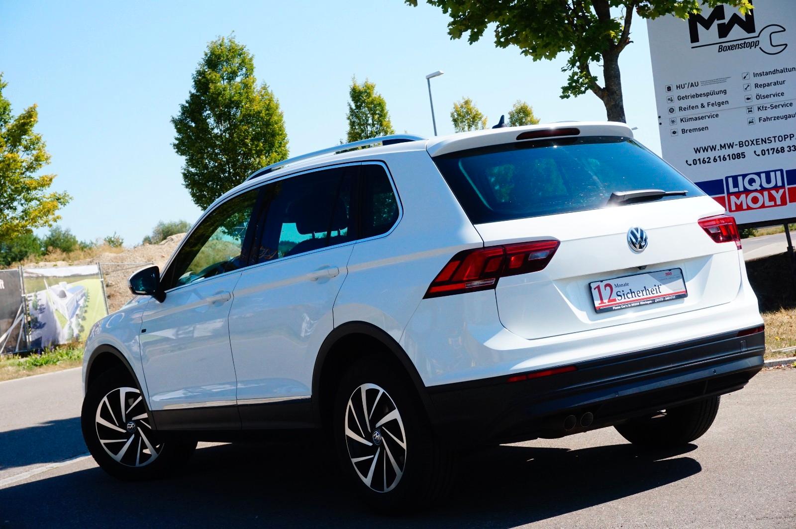 Volkswagen Tiguan Join*4Motion*DSG*AHK*Navi*PDC