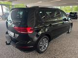 Volkswagen Touran R-Line 1.5 TSI DSG | AHK | ACC | KAMERA - Volkswagen Touran Tageszulassungen