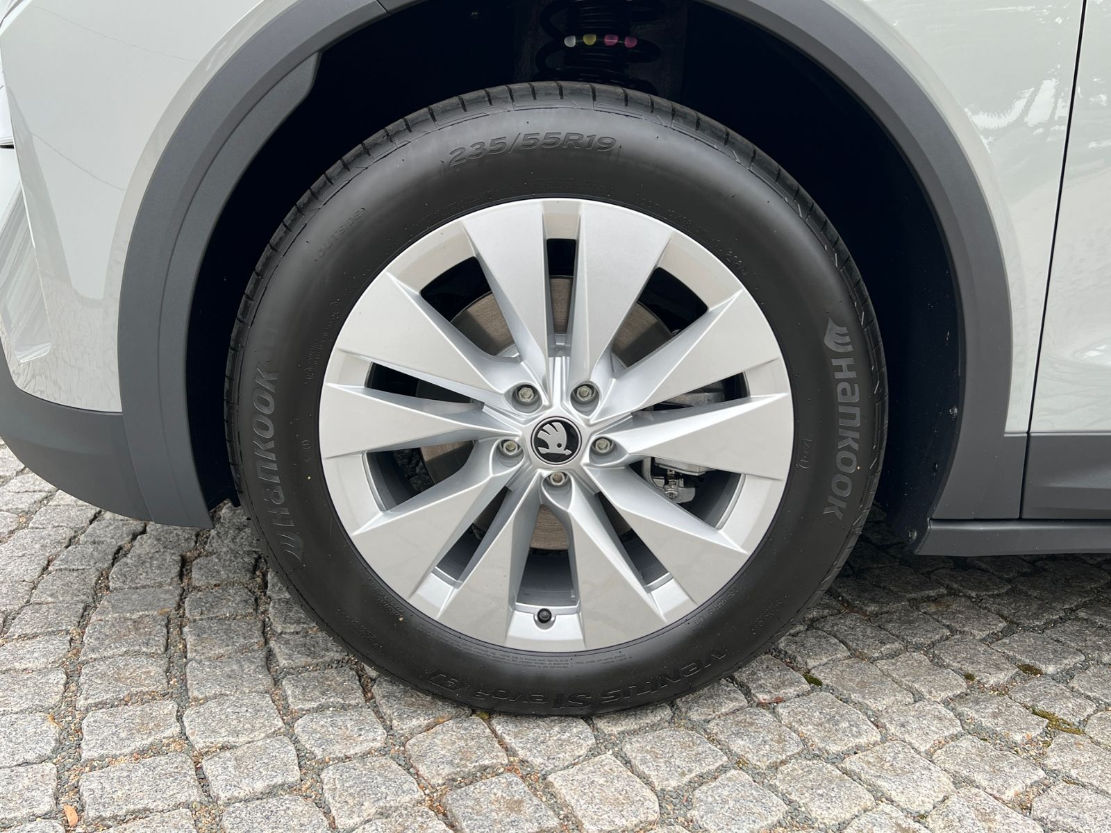 Fahrzeugabbildung SKODA Elroq 60 *AHK, Navi, KESSY*