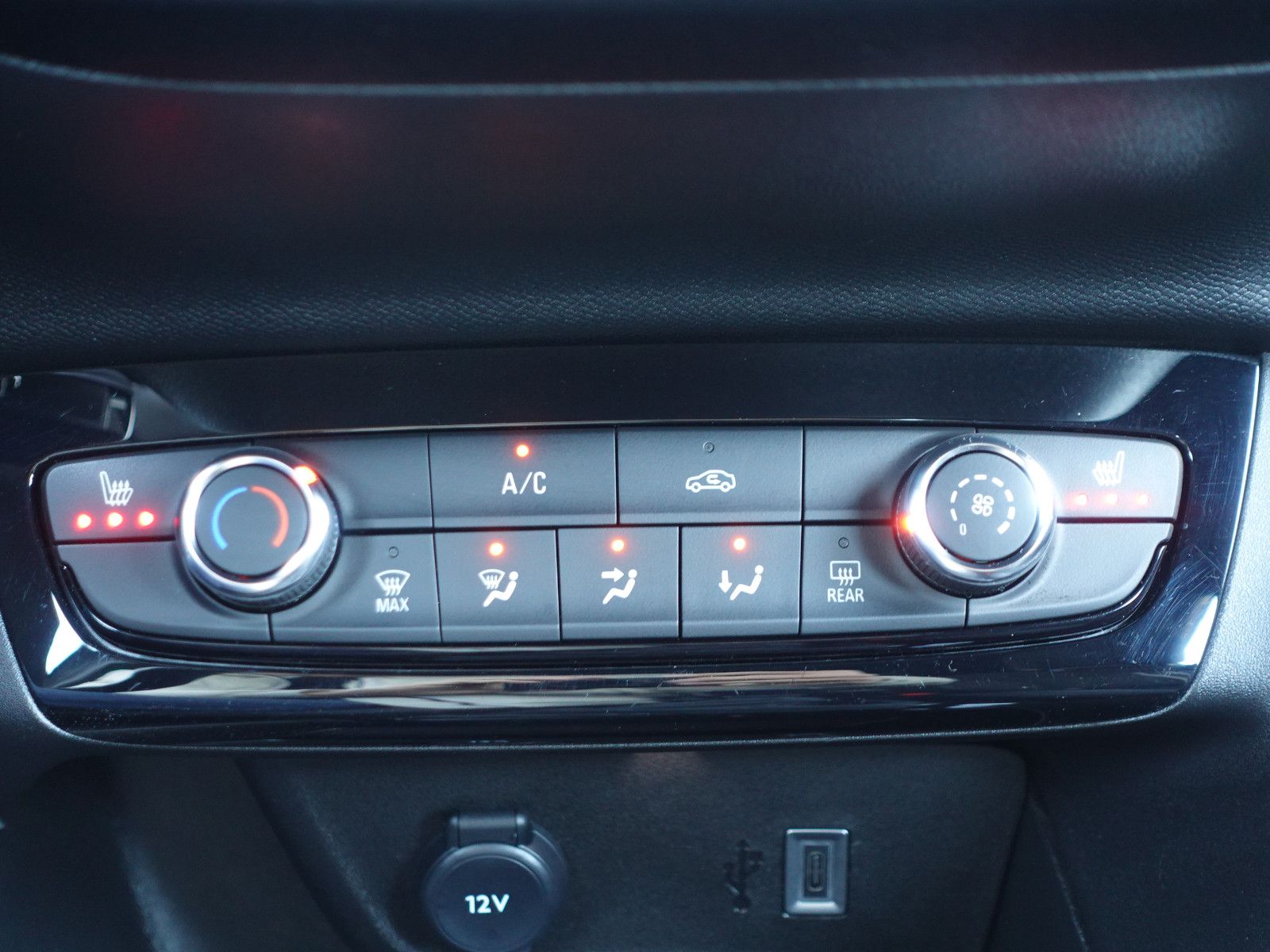 Fahrzeugabbildung Opel Corsa 1.2Turbo GS Allwetter,SHZ,LED,Kamera,PDC