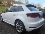 Audi A3 Sportback 1.4 TFSI  e-tron S tronic NAVI/LED - Audi A3 mit Hybrid-Antrieb