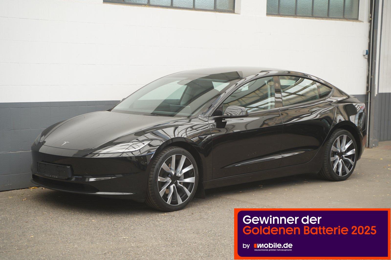 Tesla Model 3 Long Range AWD *Highland*AHK*19-Zoll*