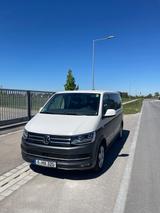 Volkswagen T6 Multivan Generation Six 4Motion - VW T6 Multivan in Augsburg