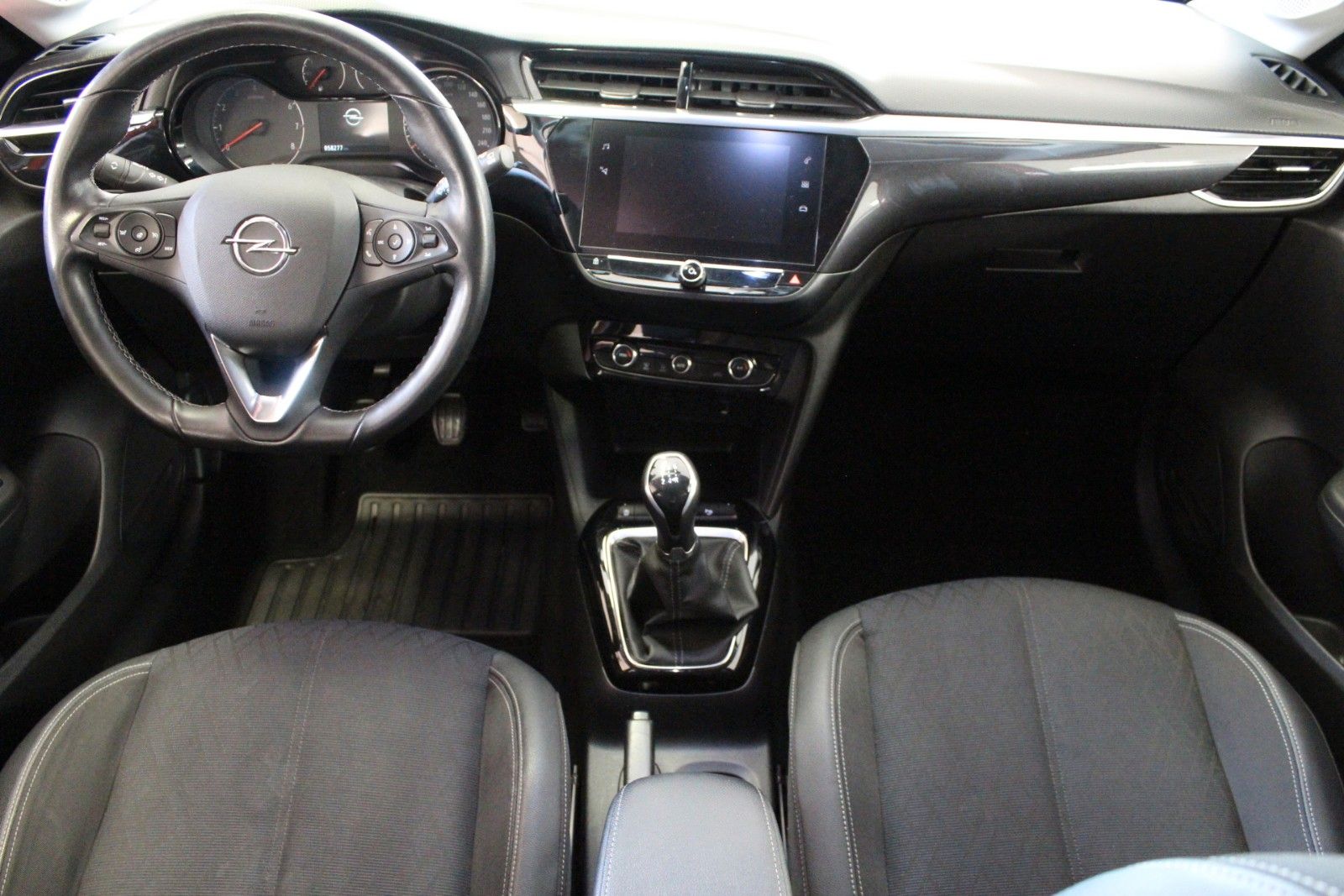 Fahrzeugabbildung Opel Corsa 1.2 55kW Elegance *Techno Paket