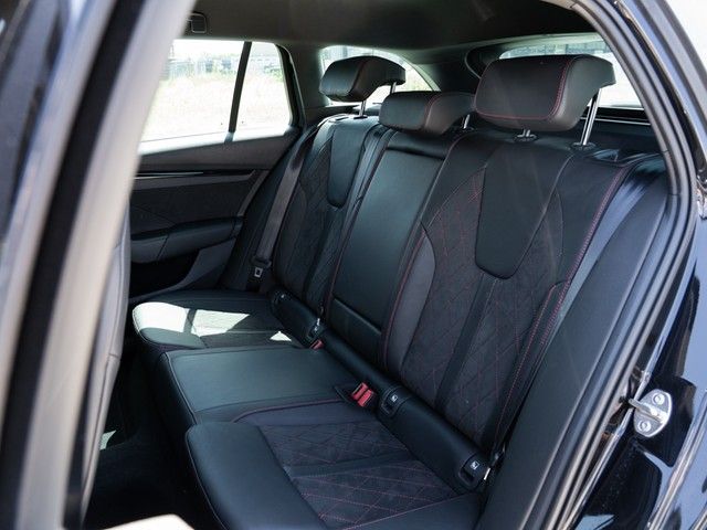 Octavia Combi 2.0 TSI RS Edition DSG HUD+AHK+MAT