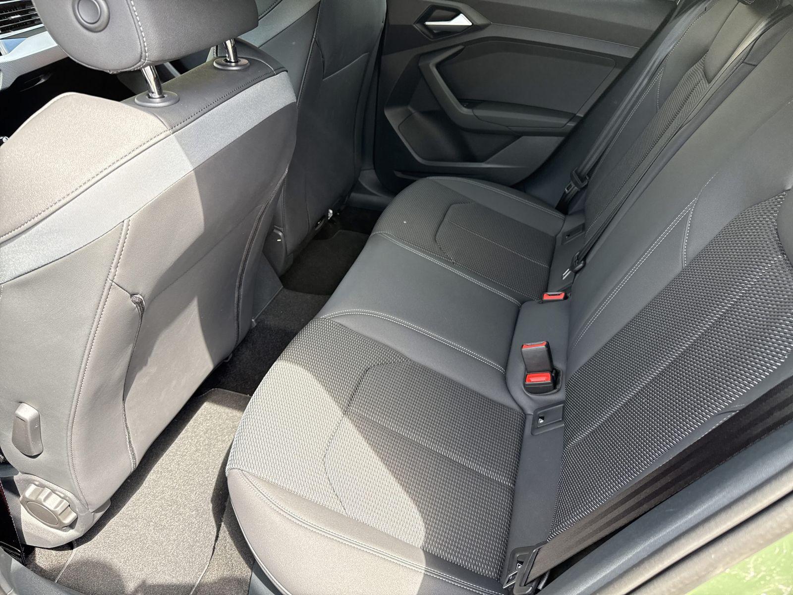 Audi A1 Sportback S line 40 2.0 TFSI DSG, RFK, NAVI, миниатюра 12