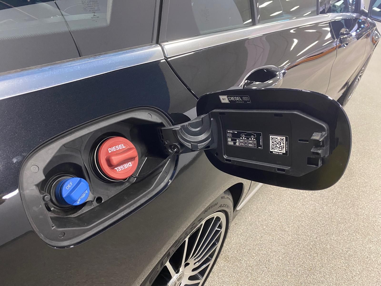 Fahrzeugabbildung Mercedes-Benz C 220 2.0 CDI Avantgarde+NAVI+AHK schwenk+KAMERA