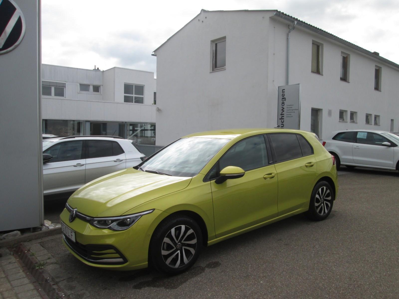 Volkswagen Golf VIII ACTIVE 2.0 TDI DSG AHK LED STANDHZNG