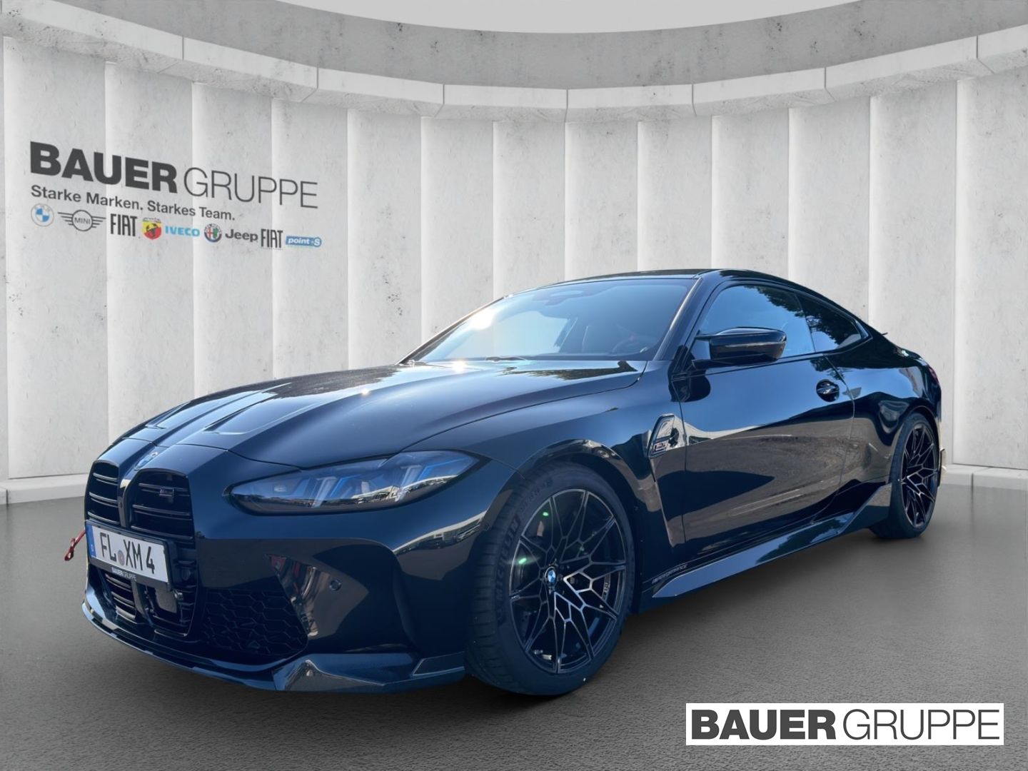 BMW M4 xDrive Competition Coupe *M-Performance* Carb