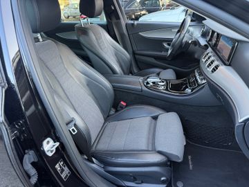 Mercedes E 220 - 12