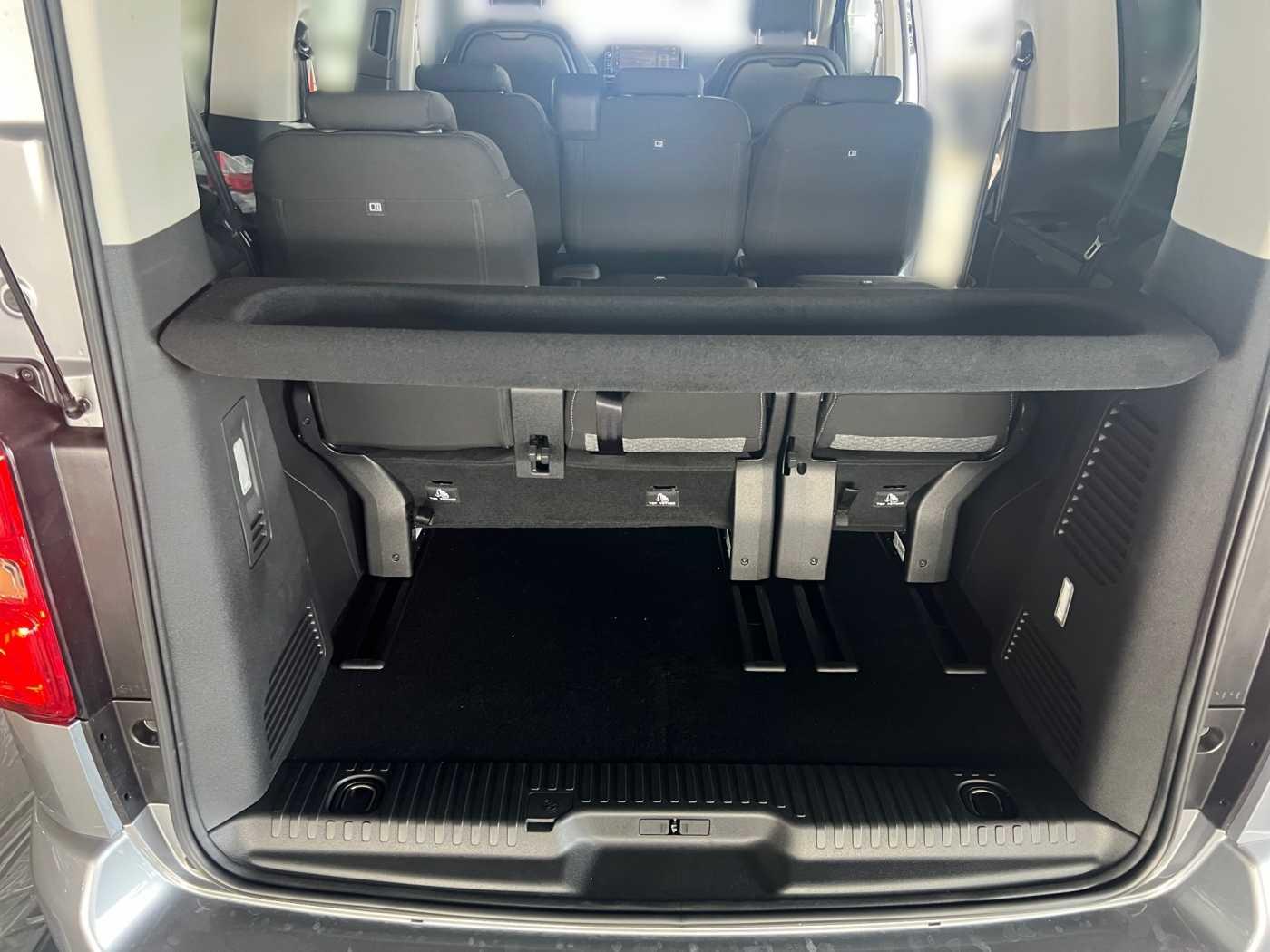 Toyota Proace Verso 2.2 D AT Teamplayer L1 8-Sitzer
