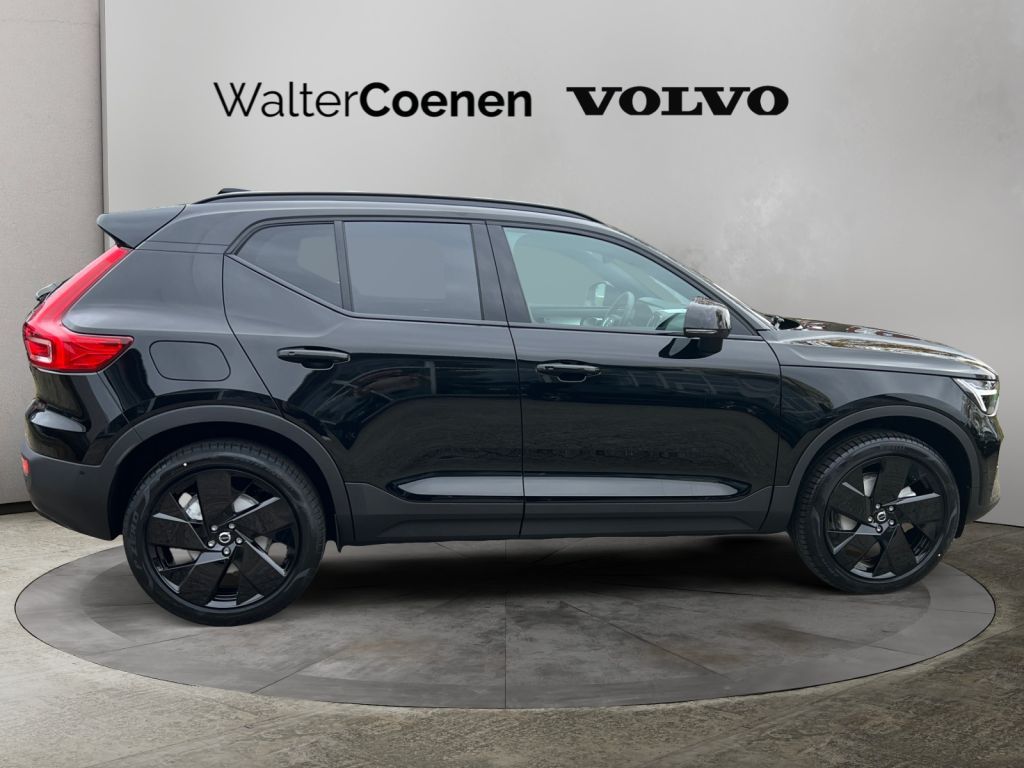 VOLVO XC40 B4 B DKG Ultra Black Edition, Licht-P.,FHZ VOLVO XC40 B4 B DKG Ultra Black Edition, Licht-P.,FHZ