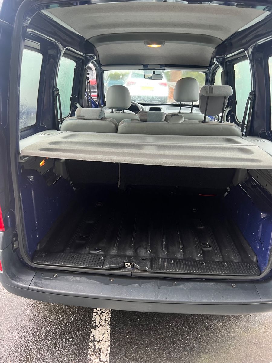 Fahrzeugabbildung Renault Kangoo Campus * 1.HAND *