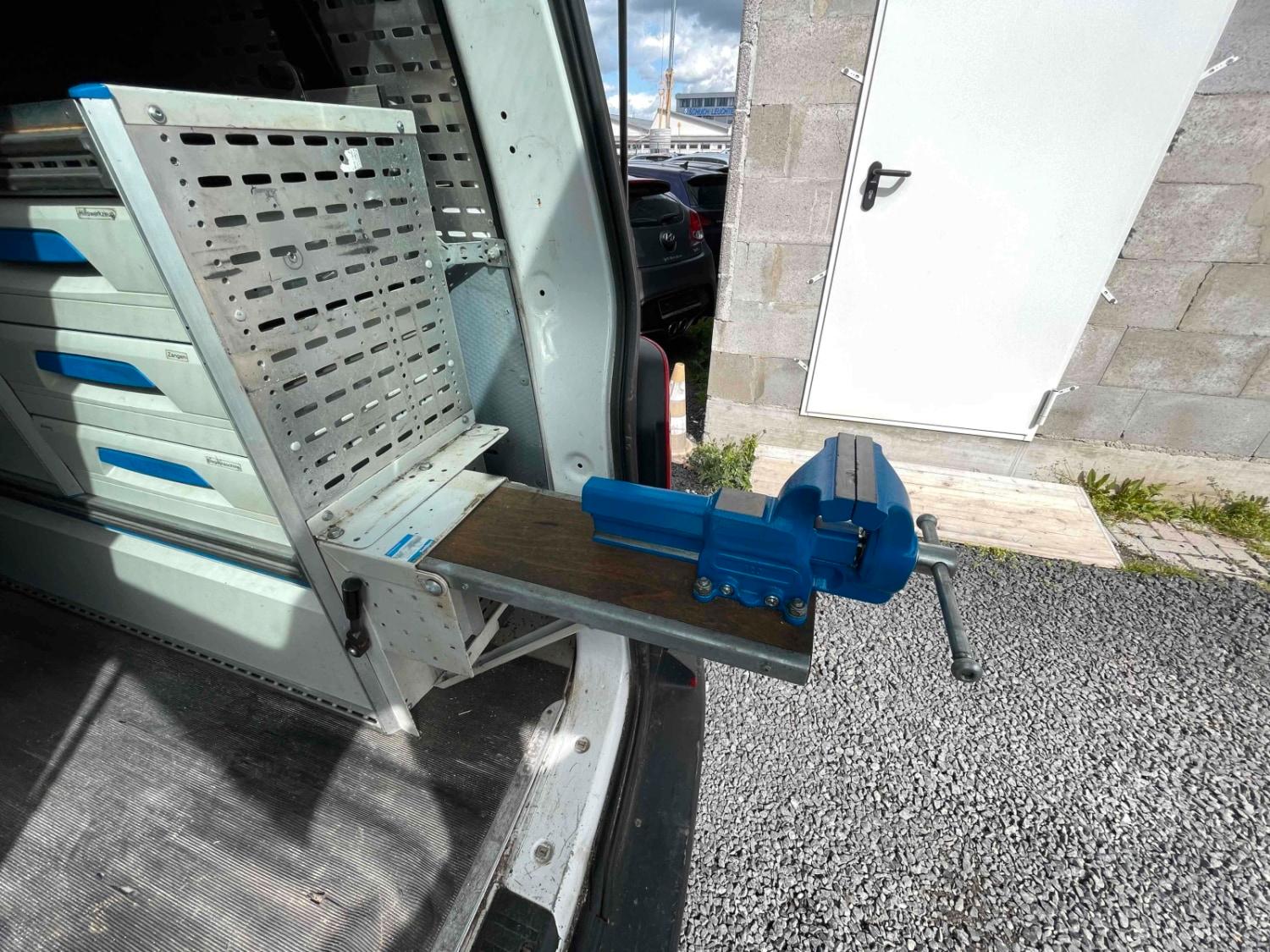 Volkswagen T6 Transporter Kasten Mittelhochdach lang  Klima