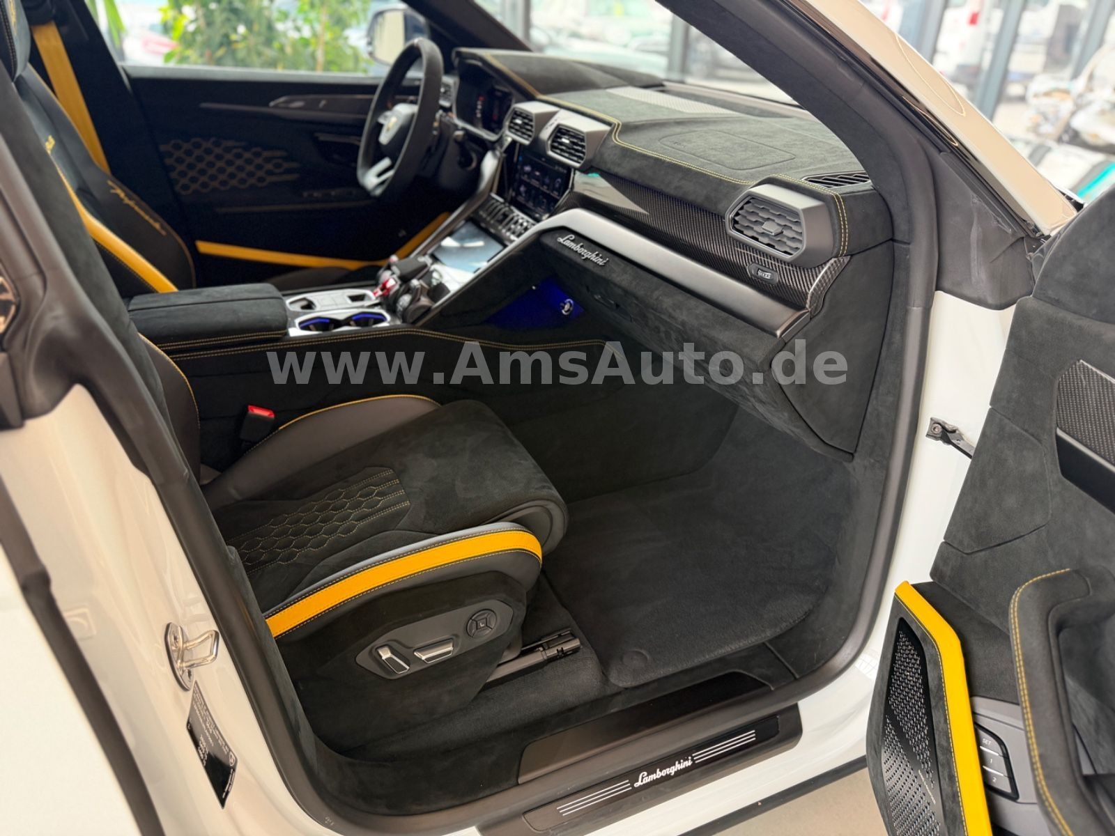 Urus 4.0 V8 Performante Full Carbon Full PPF