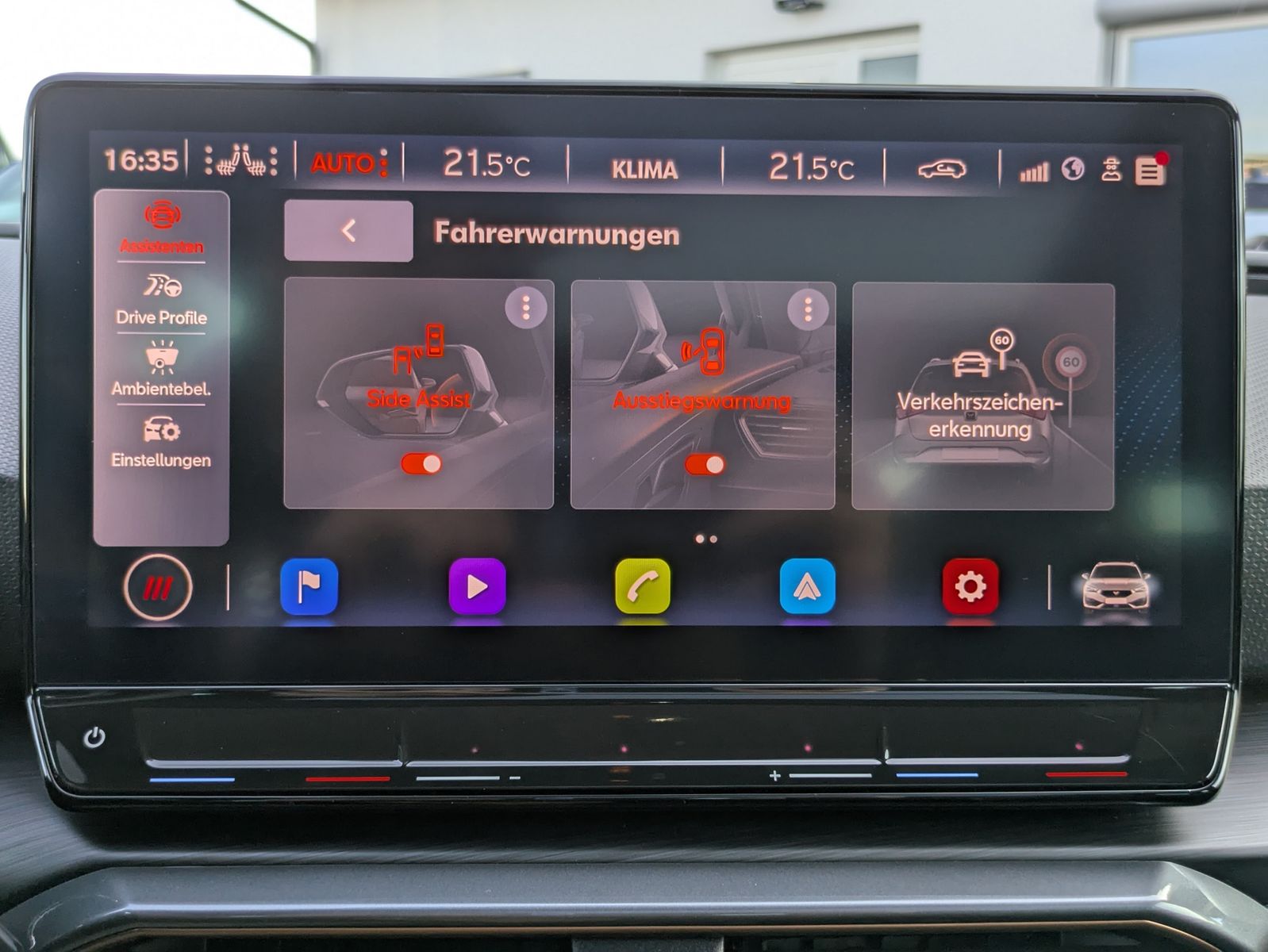 Fahrzeugabbildung CUPRA Leon VZ 2.0TSI 4Drive ACC*PANO*MATRIX*DCC*LM19"