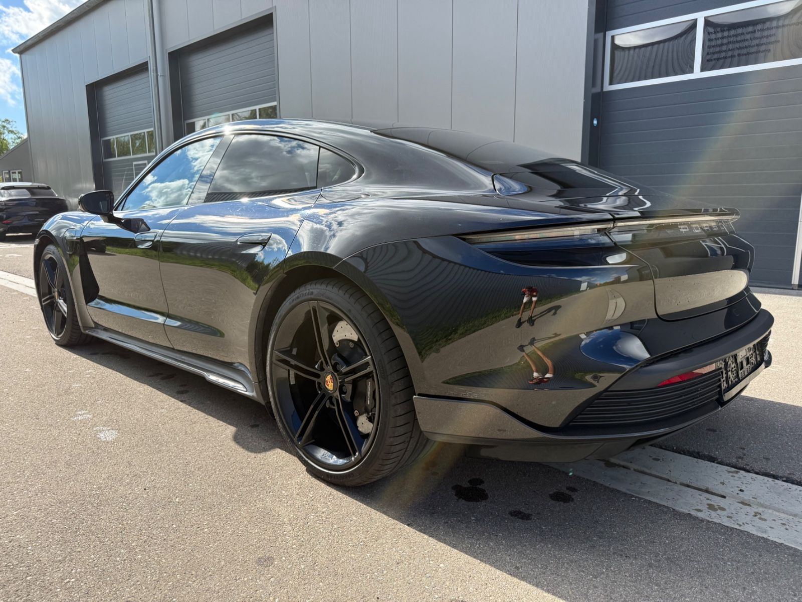 Porsche Taycan Turbo S+Nachtischt+PCCB+Pano+PDCC+BFD++ imagem 2