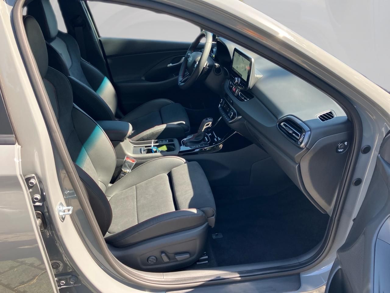 Fahrzeugabbildung Hyundai i30 1.6 T-GDI N Line X (EURO 6e)(OPF) ACC AUT LM