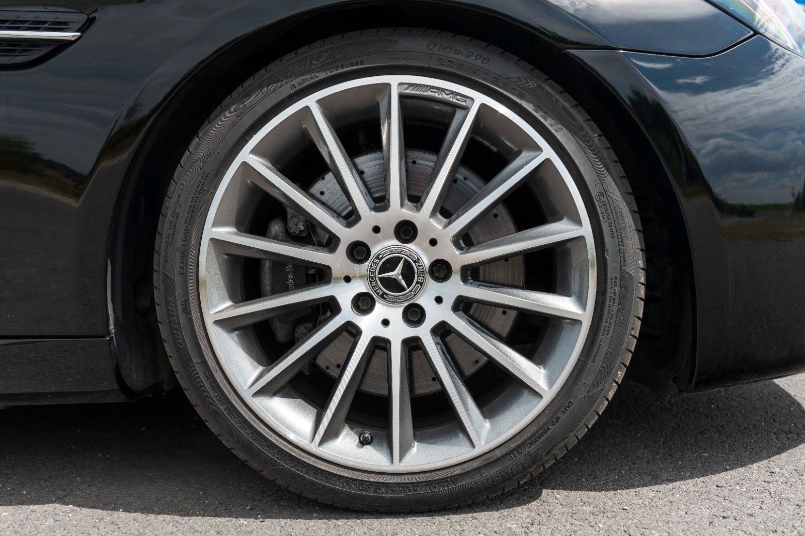 Fahrzeugabbildung Mercedes-Benz SLC 300 AMG Roadster H&K TOTW LED KAM NAV
