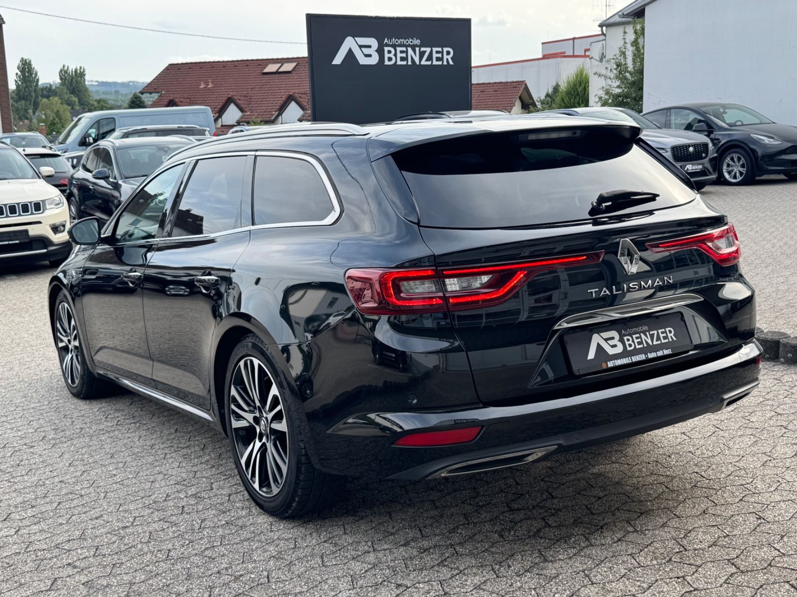Fahrzeugabbildung Renault Talisman Initiale Paris/PANO/R-Cam/AHK/CarPlay/