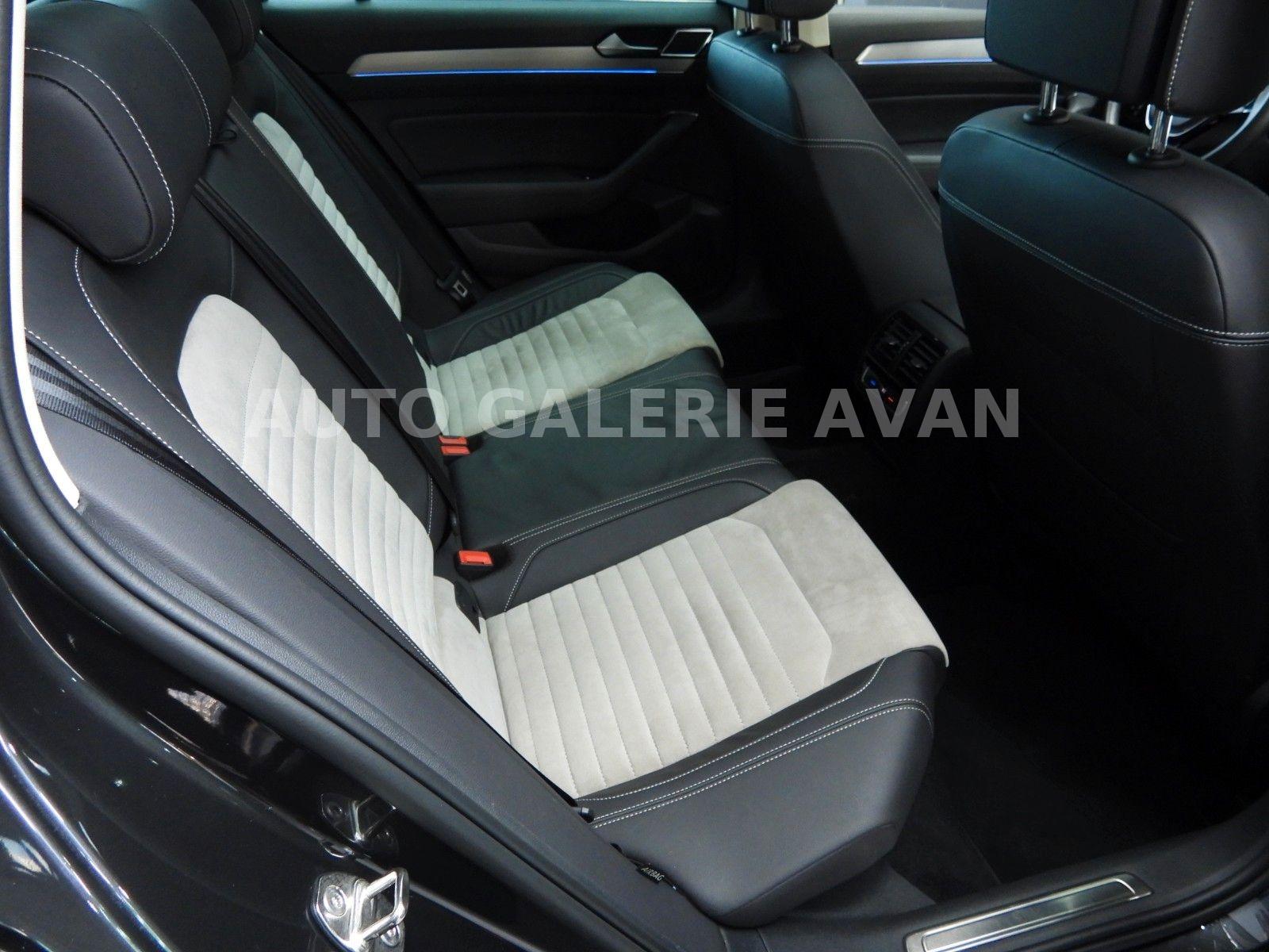 Volkswagen PASSAT VARIANT 1.5 TSI HIGHLINE