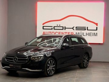 Mercedes E 300 - 1