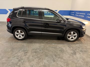 Volkswagen Tiguan - 4