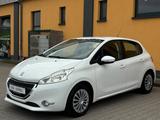 Peugeot 208 1.2 Active PureTech 82 *2.H+PDC+Klima+Servo*