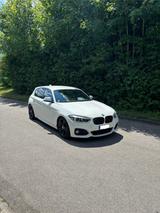 BMW 120i M Paket Facelift Harman Kardon - BMW 1er Reihe: Facelift