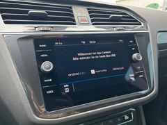 Fahrzeugabbildung Volkswagen Tiguan 2.0 TDI 4MOTION R-Line Pano AHK Stndhzn