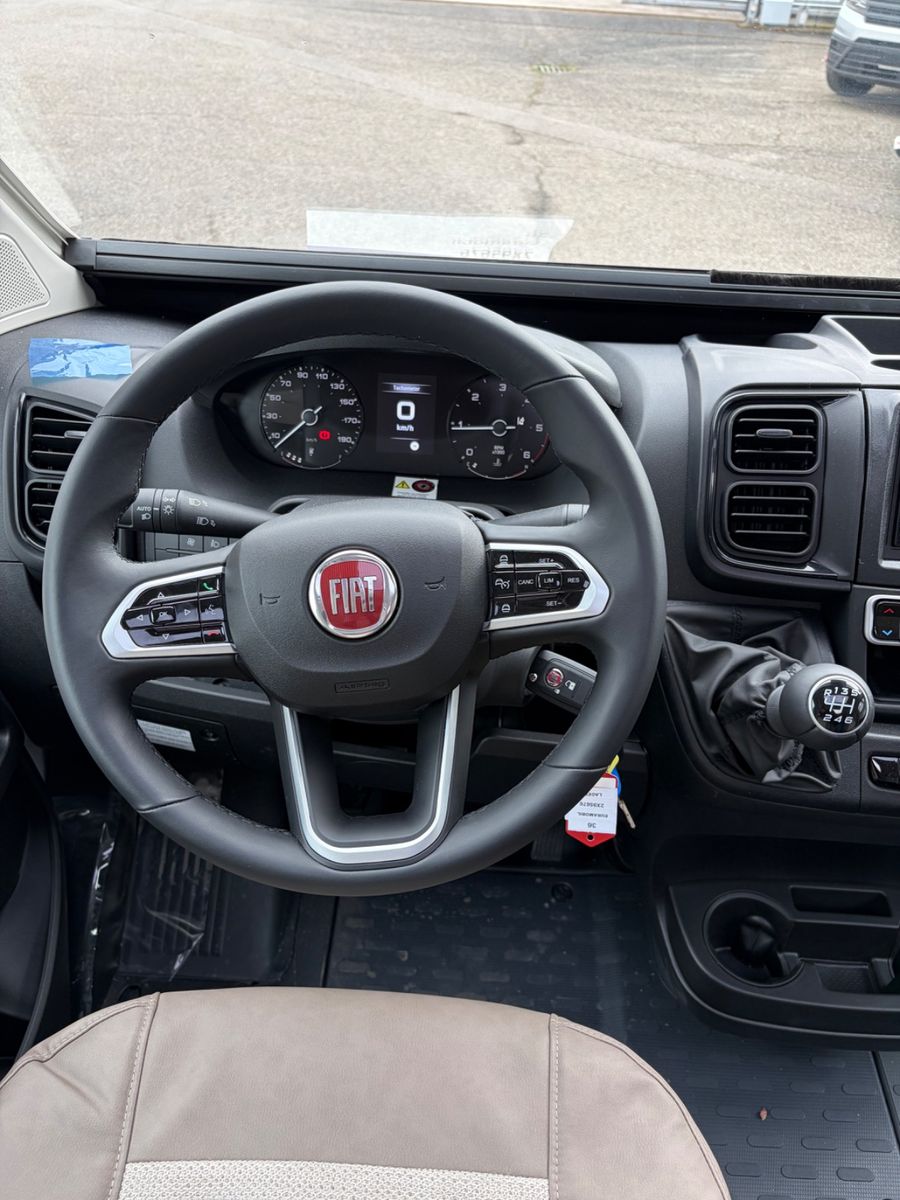 Fahrzeugabbildung Eura Mobil Profila T 695 EB *SONDERPREIS*
