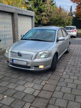 Toyota Avensis Executive 2,2-l-D-CAT Executive - Toyota Avensis aus 2005 mit Diesel-Antrieb