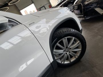 Volkswagen Tiguan Life BM 4Motion *NAVI*KLIMA*PANO*TEMPOMAT