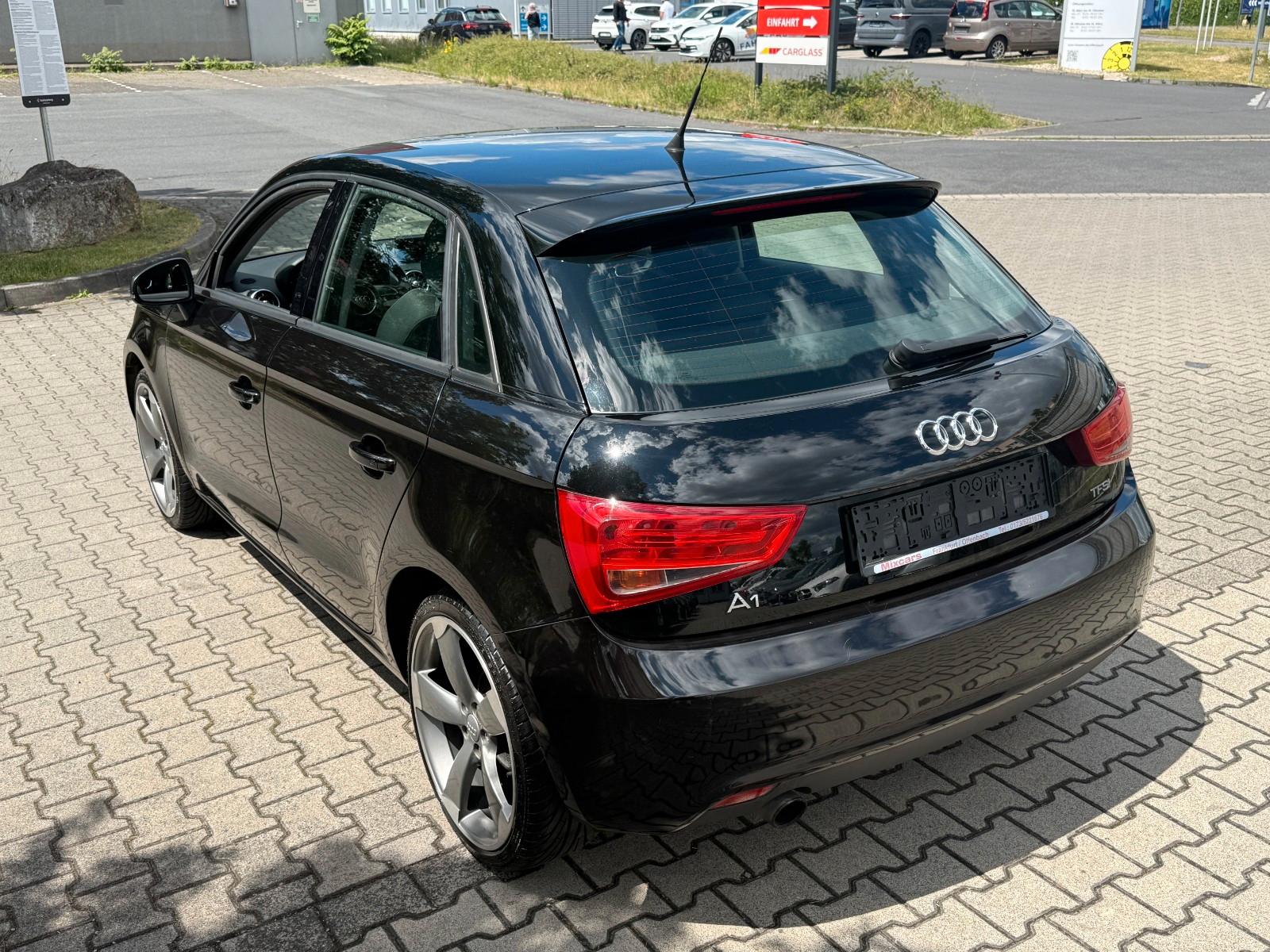 Audi A1 Sportback 1.2 TFSI AMBITION*S.LINE RÄDER**