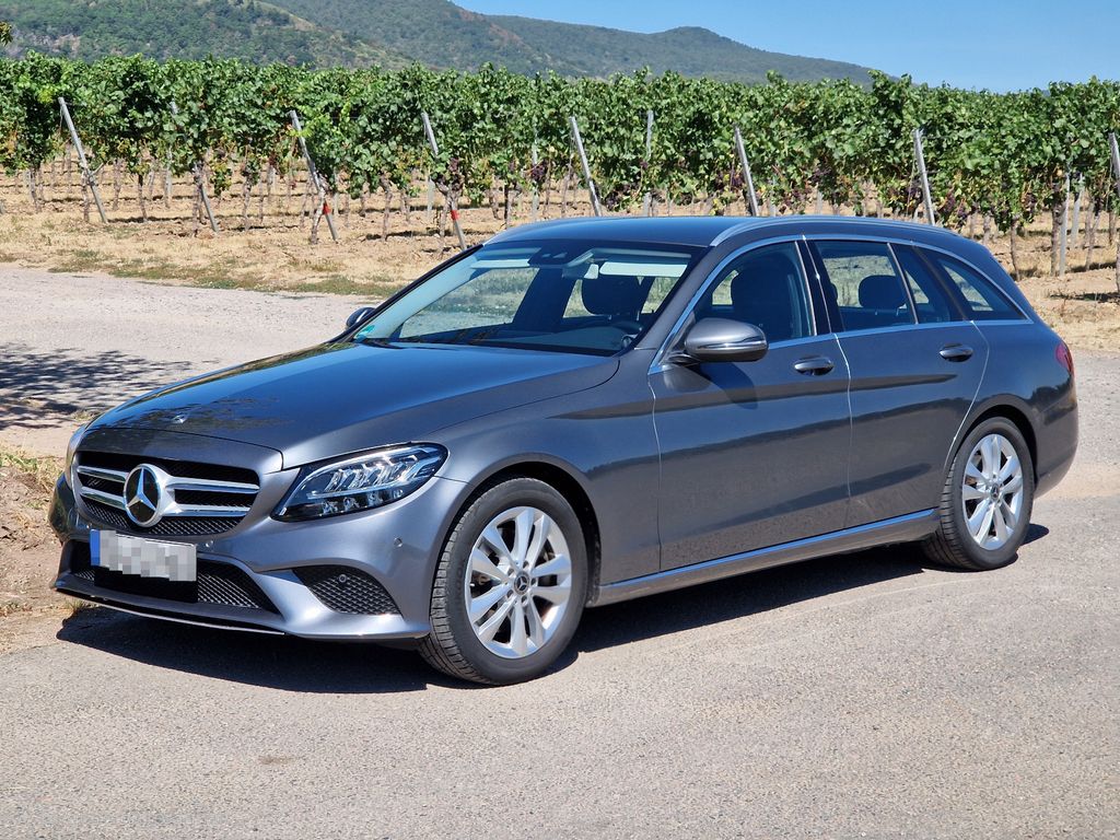 Image of Mercedes-Benz C 300