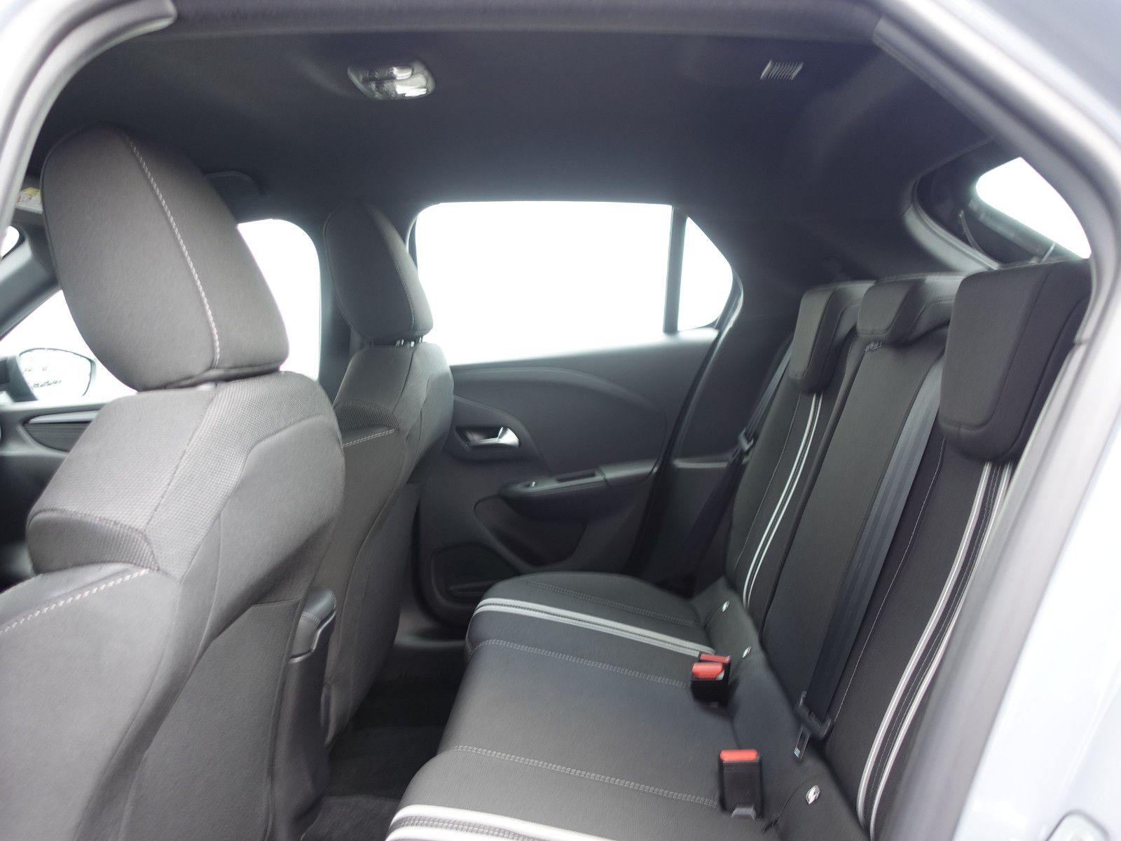 Fahrzeugabbildung Opel Corsa 1.2Turbo GS Allwetter, Sitzh.,IntelliLux