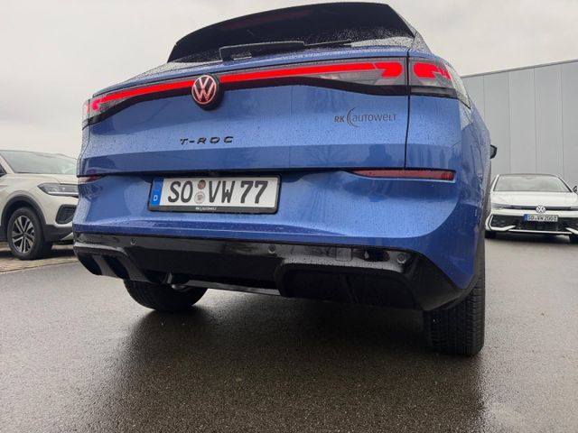 T-Roc R-Line 1.5 l eTSI Navi Area View Apple Car