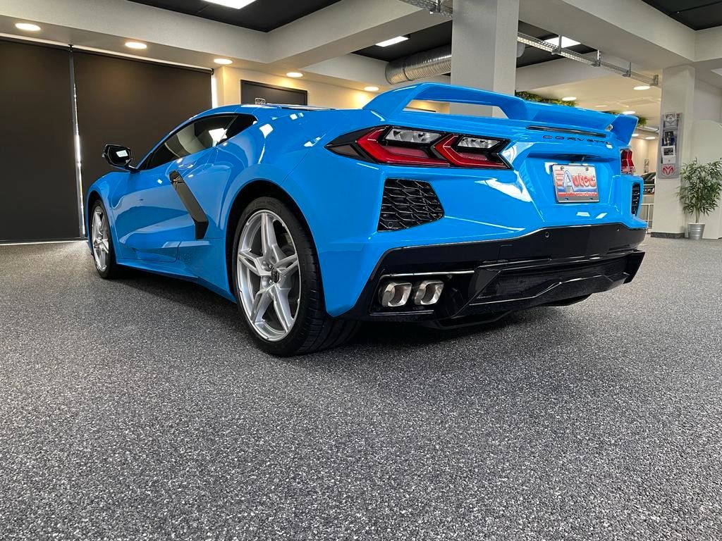 Fahrzeugabbildung Corvette C8 COUPE-TARGA-3LT-Z51-LIFT-VORFÜHRWAGEN