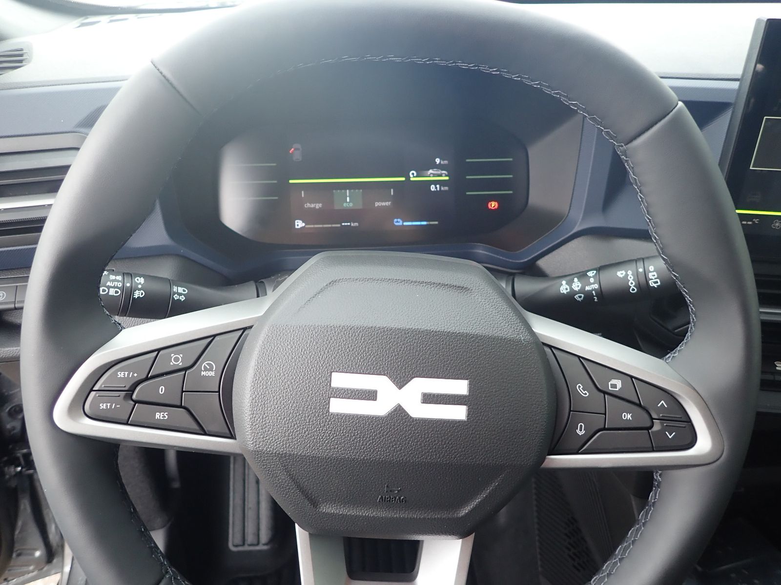 Fahrzeugabbildung Dacia Duster Journey HYBRID 140/EPH/KAMERA/KLIMA