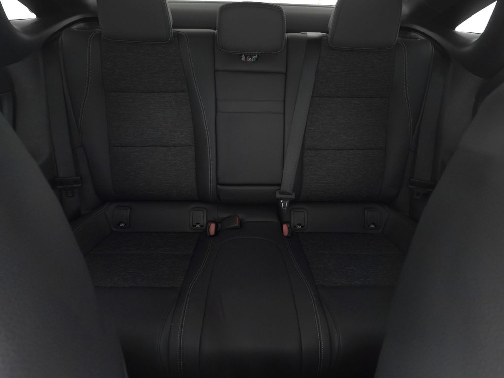MERCEDES-BENZ CLA 2026