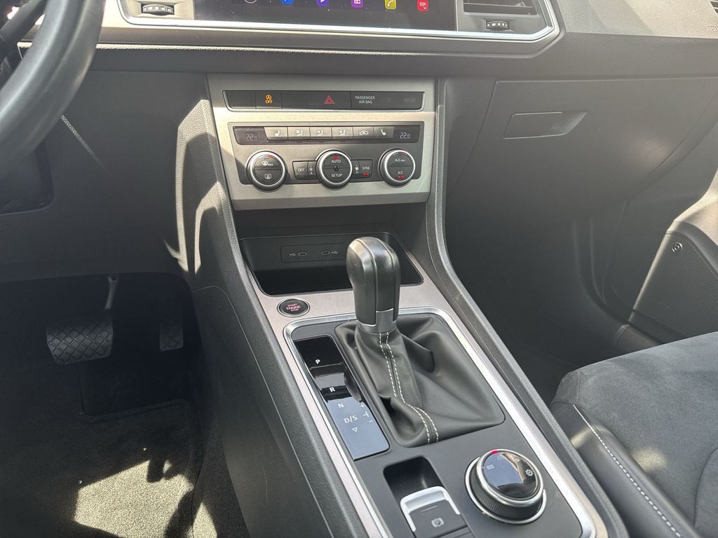 SEAT Ateca 2.0 TDI Xperience DSG Fahrass Infotain Ahk SEAT Ateca 2.0 TDI Xperience DSG Fahrass Infotain Ahk