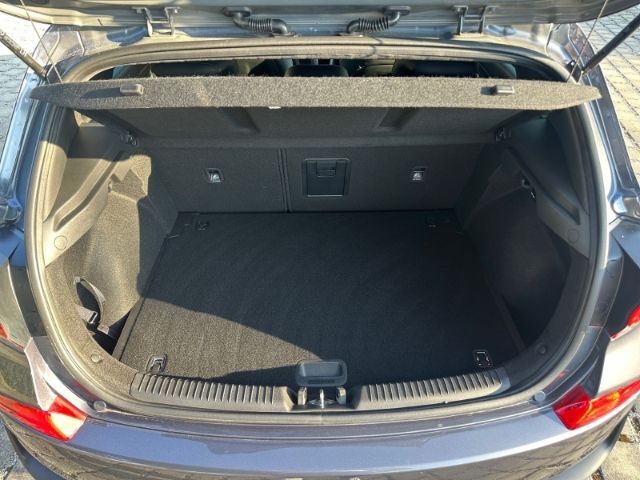 Fahrzeugabbildung Hyundai i30 N-Line 1.4 T-GDI +NAVI+KLIMA+SHZ+RFK+DAB+CAR