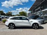 Mercedes-Benz EQC 400 4M AMG-Interieur+AHK+360°+Distr+Multibea - Mercedes-Benz EQC