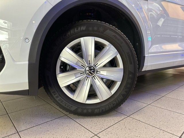Volkswagen T-Roc R-Line 1.5 TSI DSG MATRIX LED NAVI KAMERA foto 2