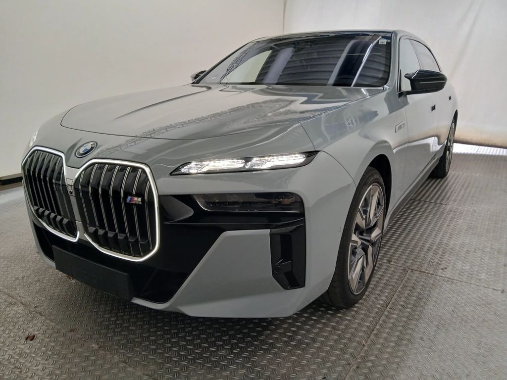 Image of BMW i7