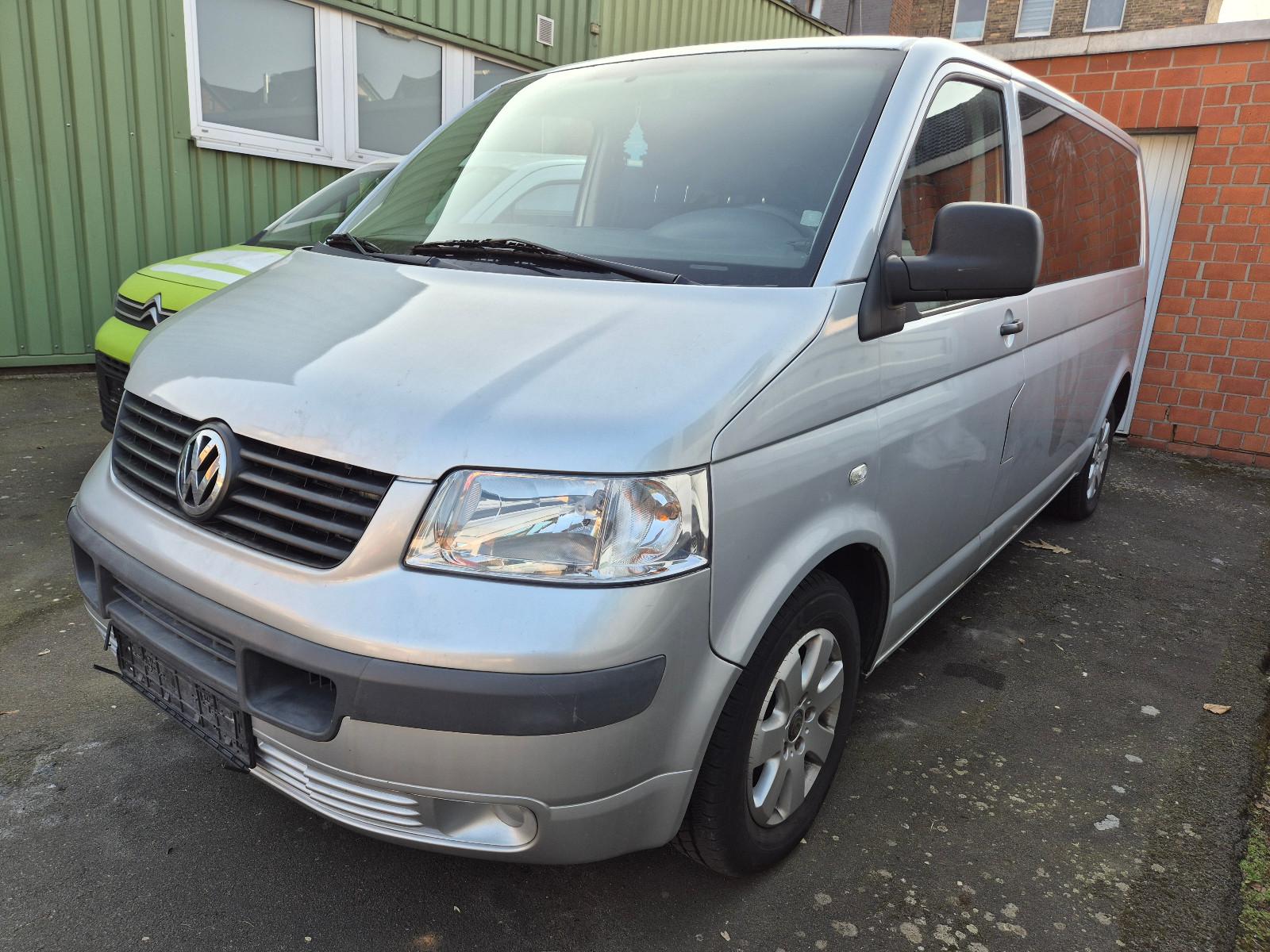 Volkswagen T5 Caravelle Lang - 9 Sitzer - Motorproblem !